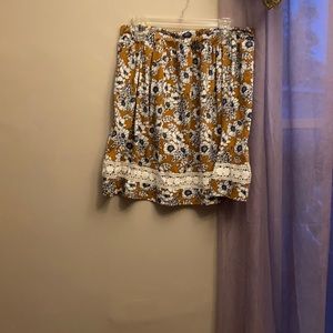 Loveappella skirt size extra large never worn